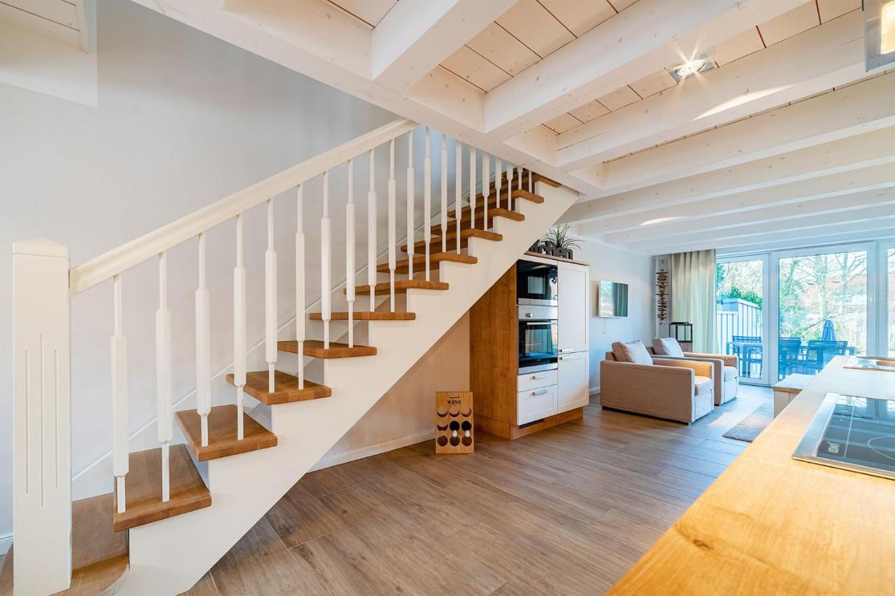 Haus Am Siel 01, Zentral Mit Eigenem Steg Villa Greetsiel Eksteriør billede