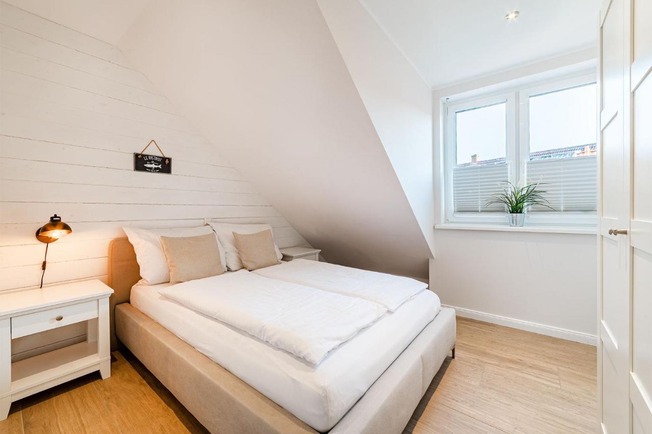 Haus Am Siel 01, Zentral Mit Eigenem Steg Villa Greetsiel Eksteriør billede